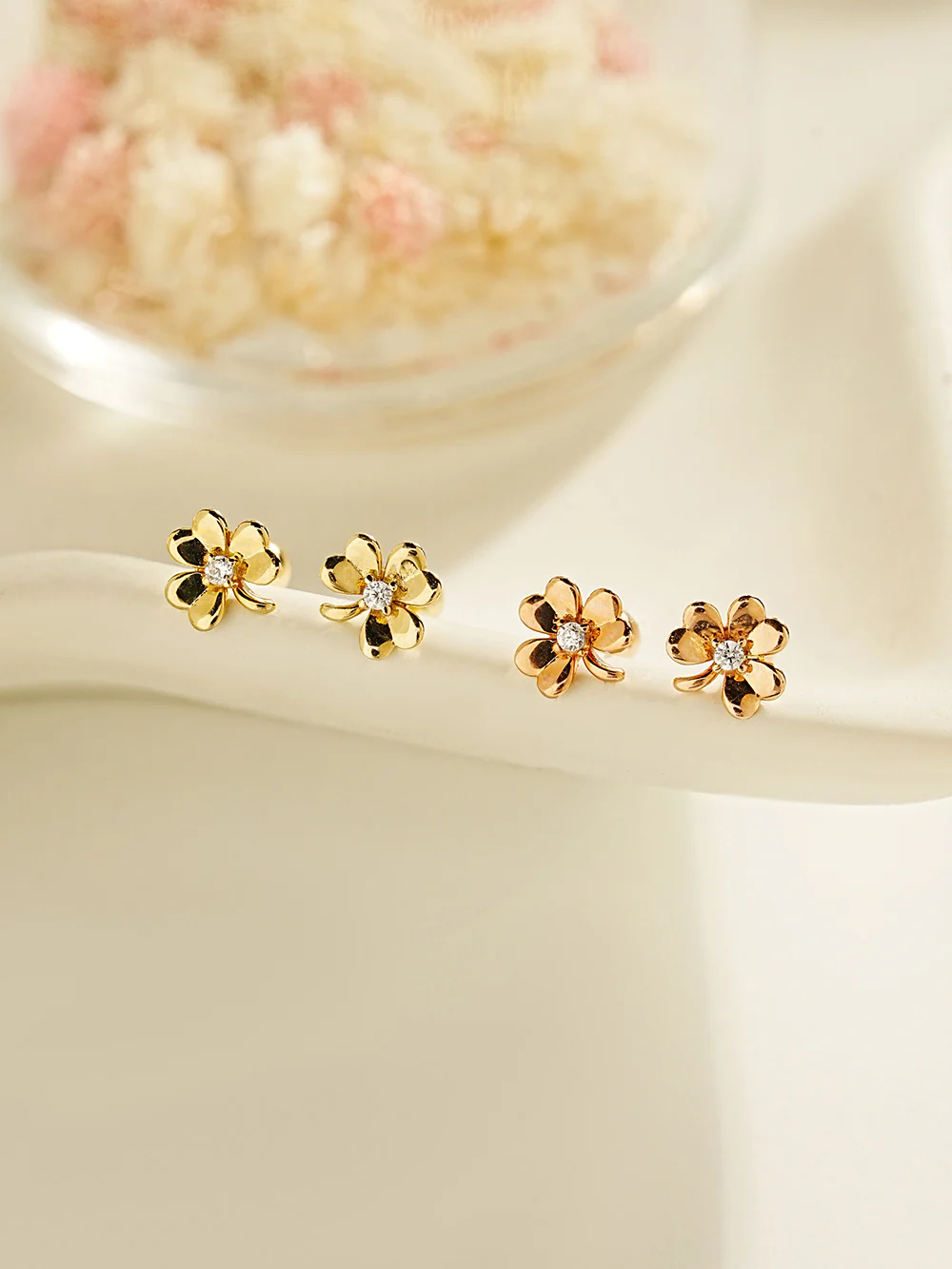 14K Gold Lucky Clover Cartilage Earring 20G18G16G - Image 7
