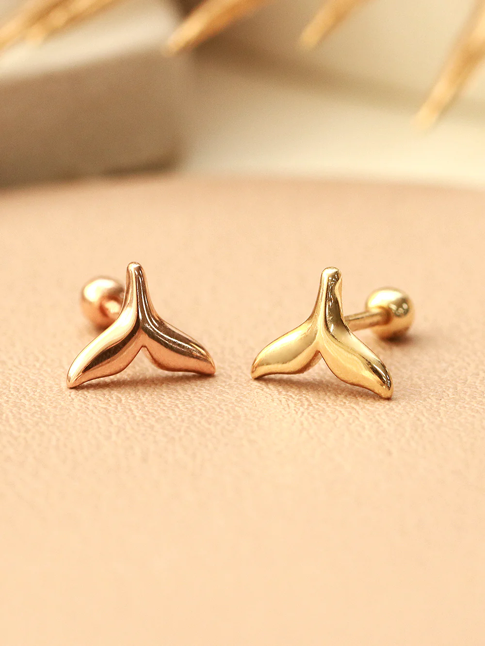 14K Gold Lucky Whale Tail Cartilage Earring 18G16G - Image 7