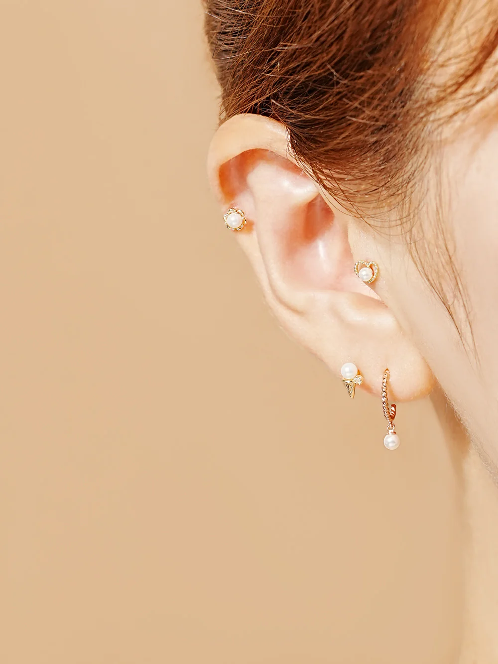 14K Gold Memory Heart Cartilage Earring 20G - Image 4