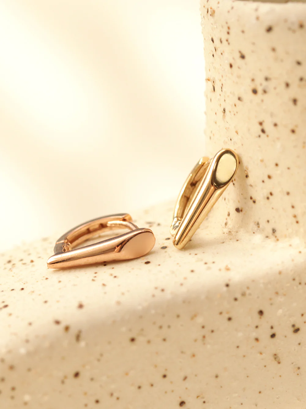 14K Gold Volume Stick Hoop Earring - Image 4