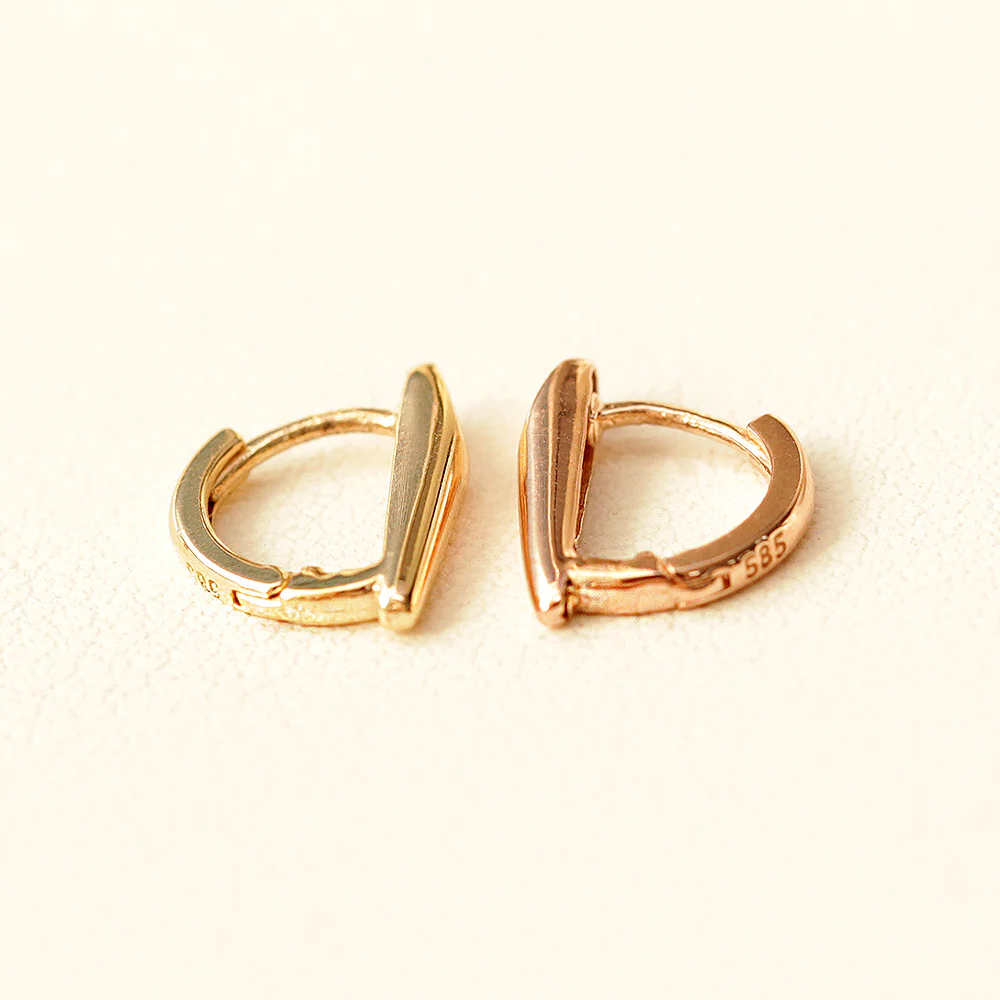 14K Gold Volume Stick Hoop Earring - Image 8