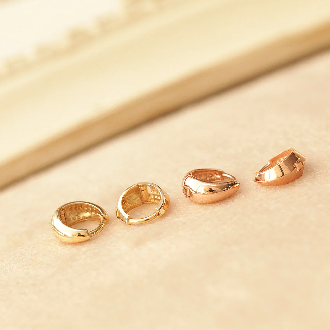 14K Gold Mini Bold Hoop Earring - Image 4