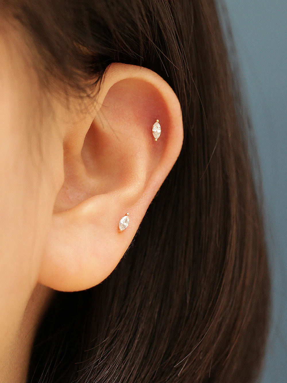 14K Gold Mini Oval Square Cubic Cartilage Earring 20G - Image 2