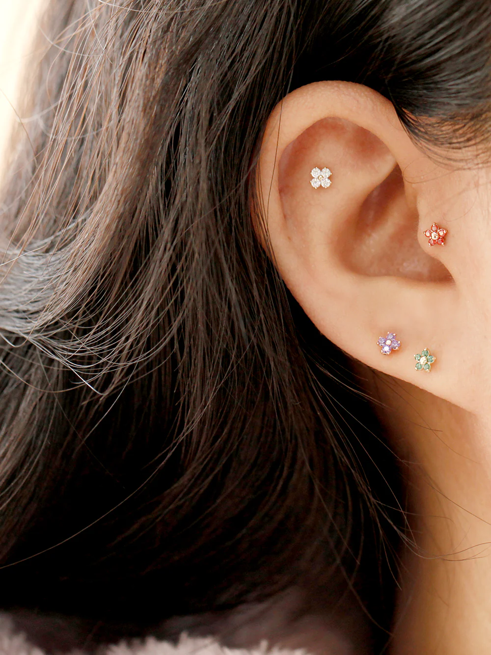 14K Gold Minimi Point Cubic Flower Cartilage Earring 20G18G16G - Image 4