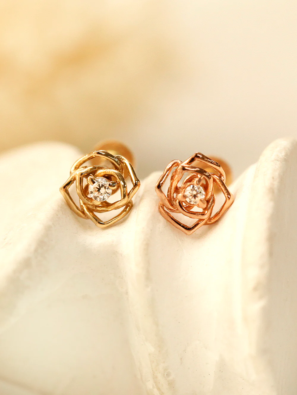 14K Gold Mini Cubic Rose Internally Threaded Labret Piercing 18G16G - Image 3