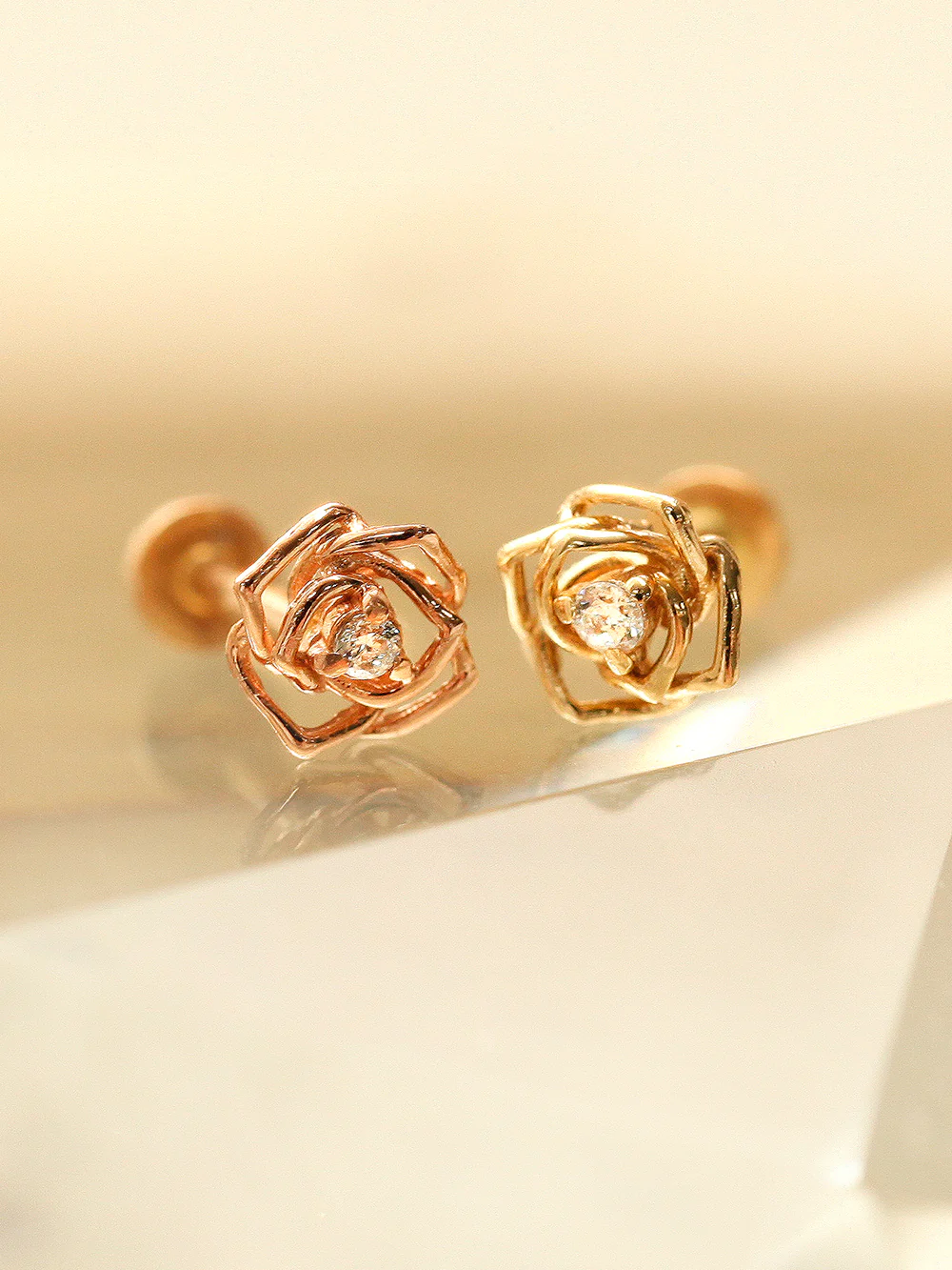 14K Gold Mini Cubic Rose Internally Threaded Labret Piercing 18G16G - Image 9