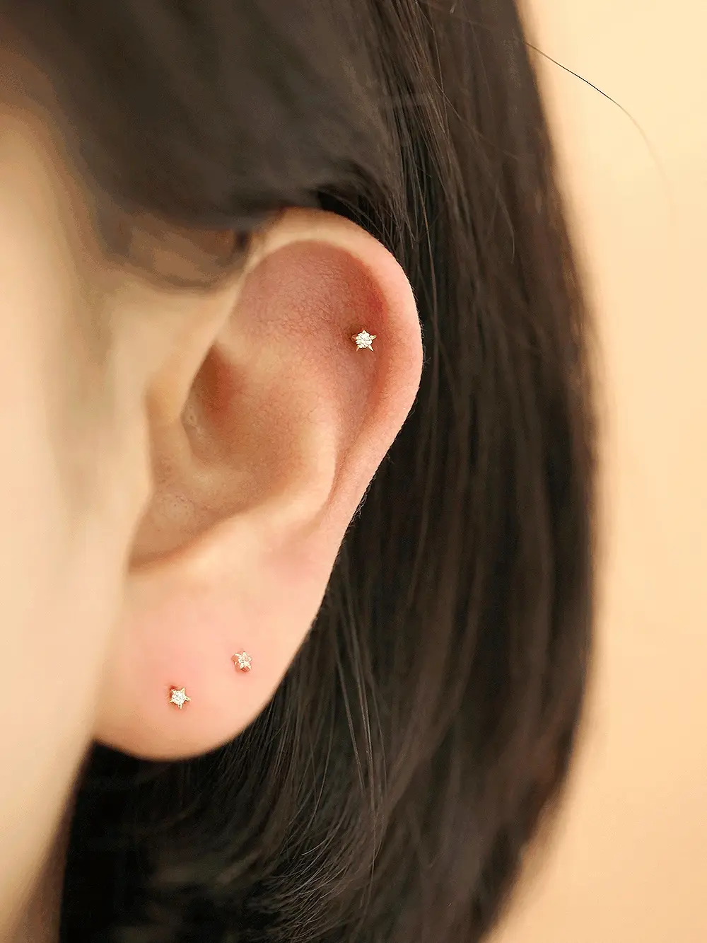 14K Gold Mini Cubic Star Cartilage Earring 20G