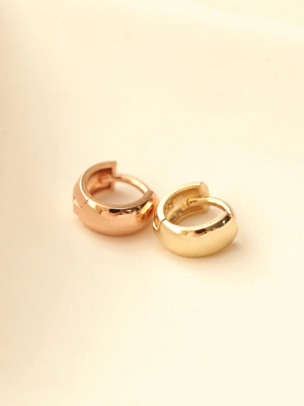 14K Gold Mini Helix Hoop Earring - Image 3
