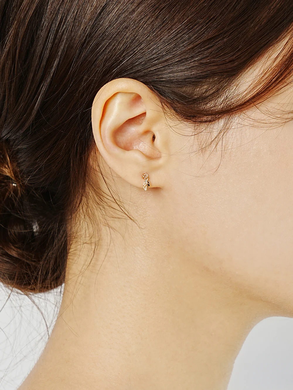 14K Gold Mini Leaf Drop Cartilage Earring 20G - Image 2