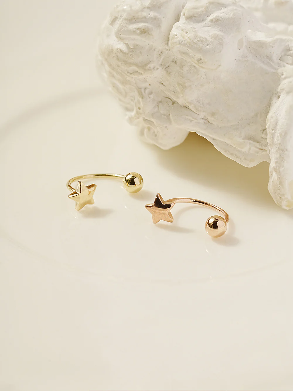14K Gold Mini Volume Star Curve Piercing 20G