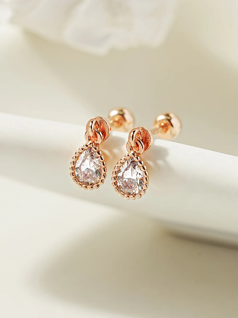 14K Gold Minimi Tear Drop Cartilage Earring 20G - Image 3