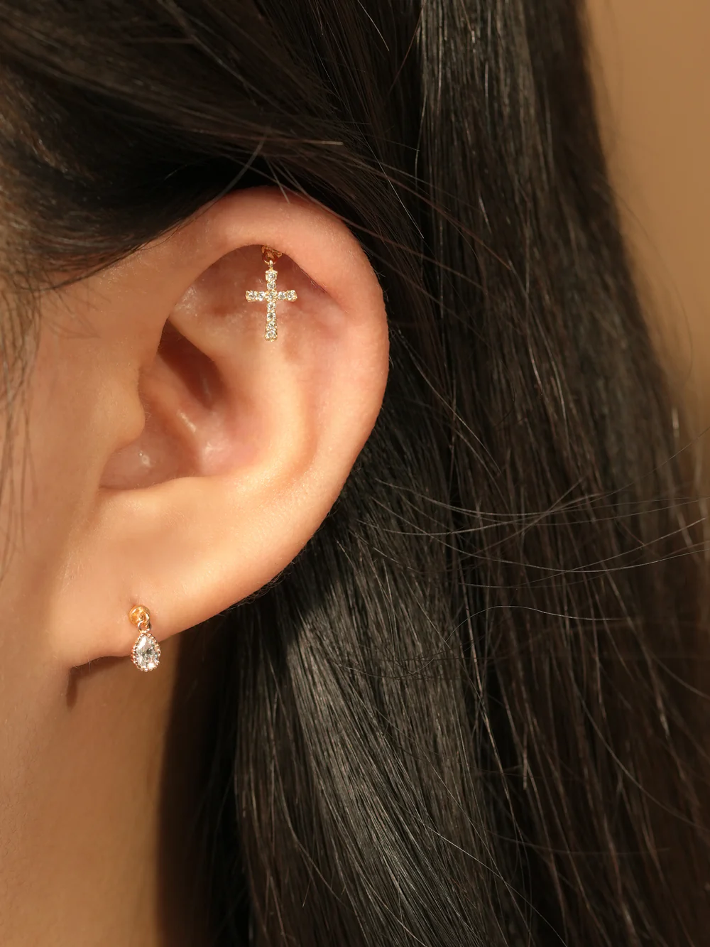 14K Gold Minimi Tear Drop Internally Threaded Labret Piercing 20G18G16G - Image 4