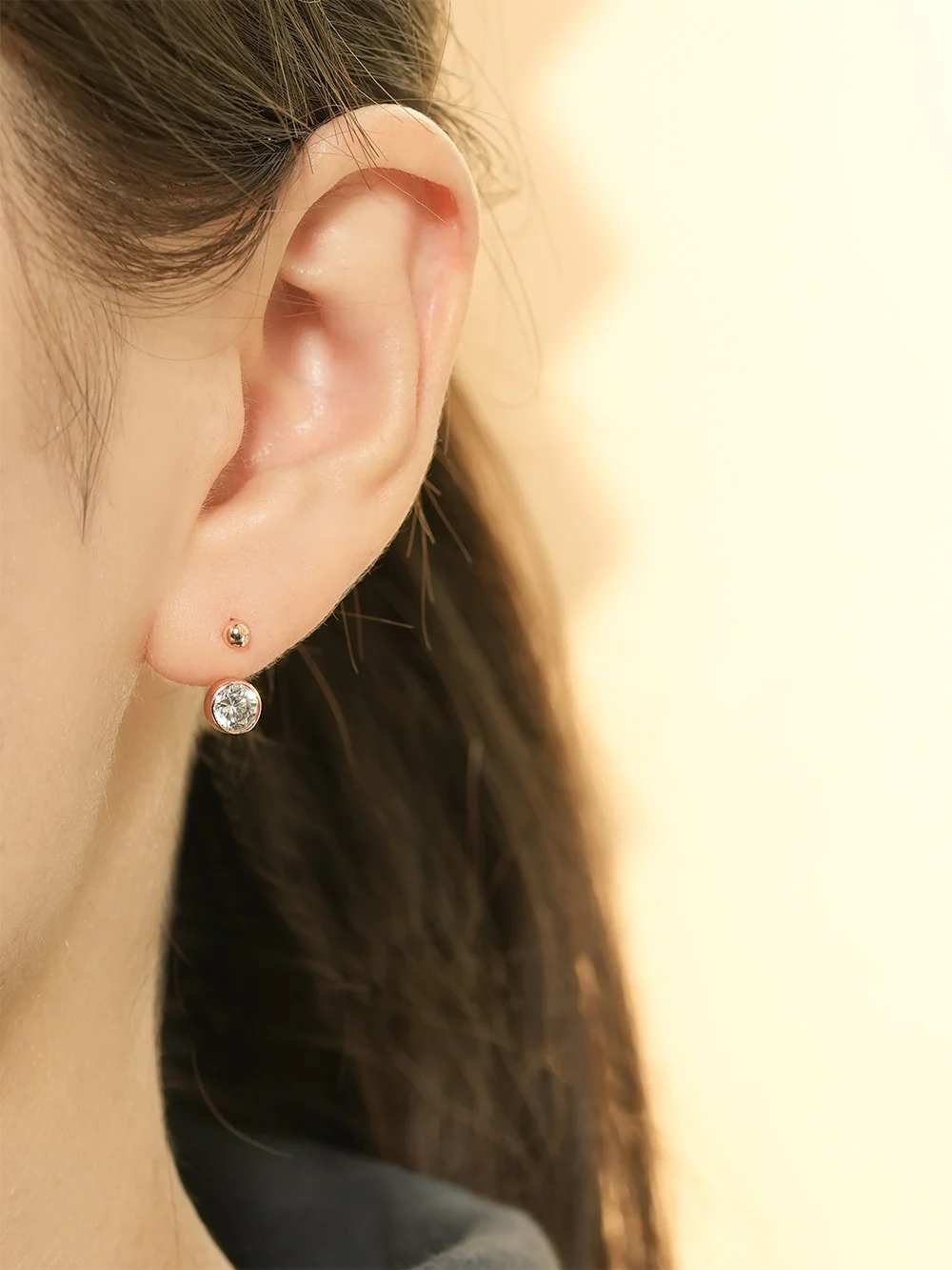 14K Gold Minimal Cubic Curve Piercing 20G - Image 4