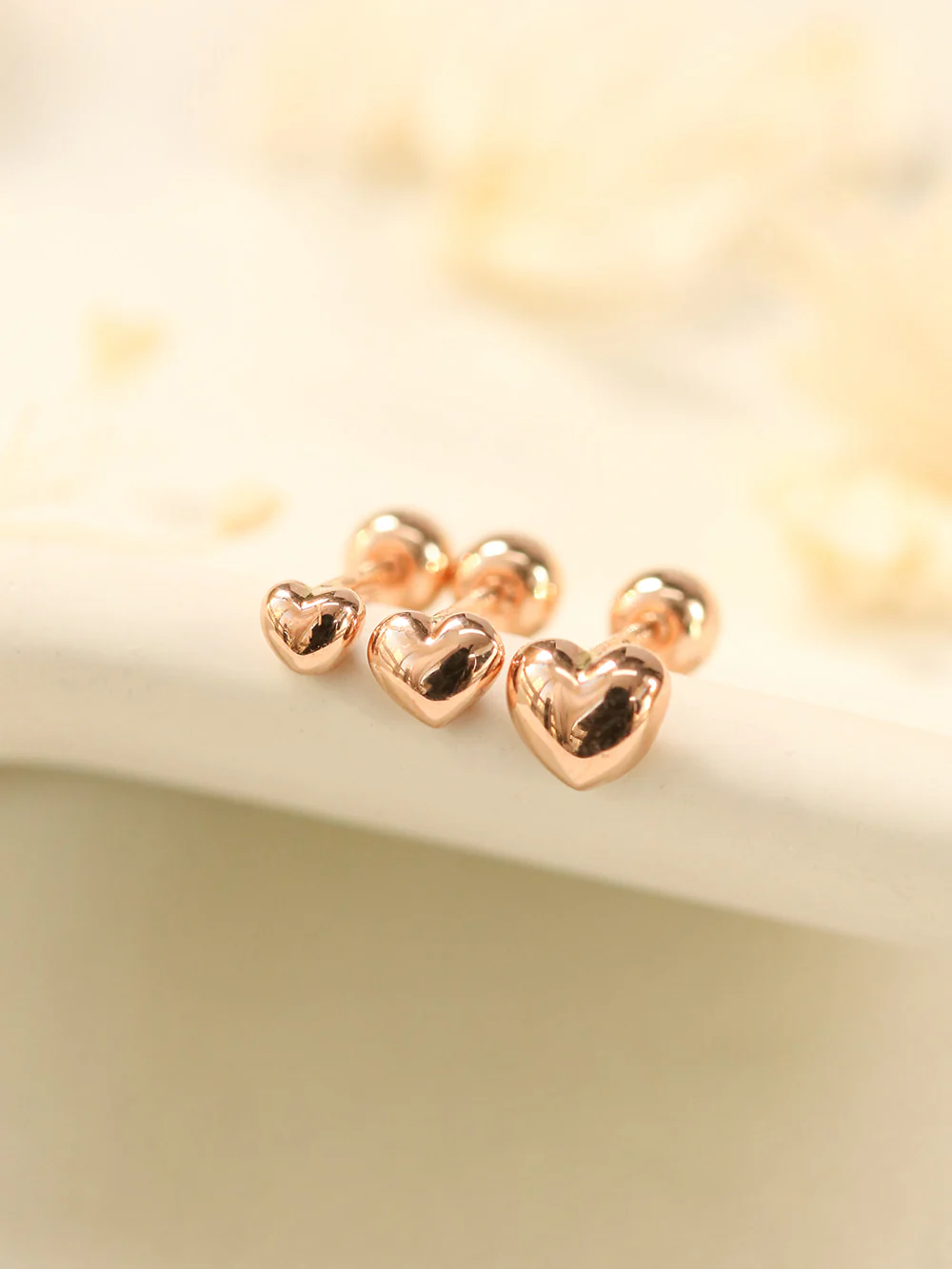 14K Gold Minimi Bean Heart Cartilage Earring 20G18G16G - Image 3
