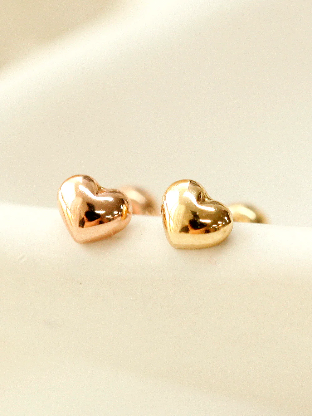 14K Gold Minimi Bean Heart Cartilage Earring 20G18G16G - Image 5