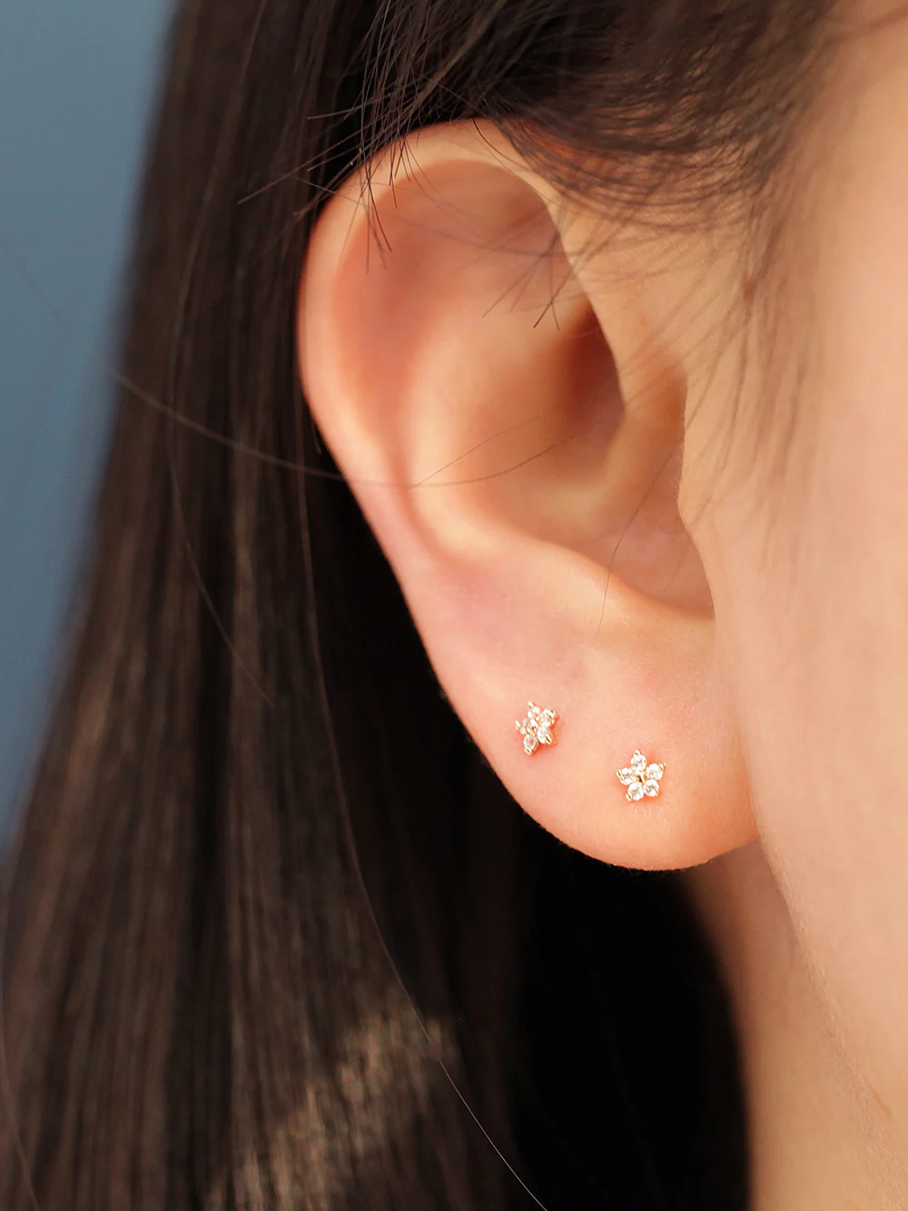 14K Gold Minimi Cubic Flower Cartilage Earring 20G18G16G - Image 4