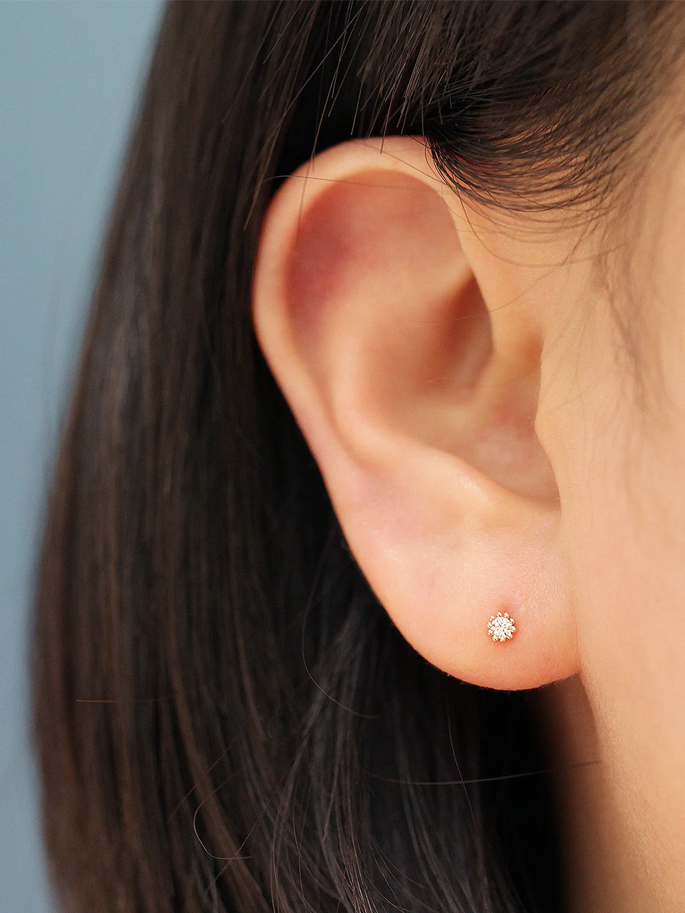 14K Gold Minimi Round Cubic Internally Threaded Labret Piercing 18G16G - Image 10