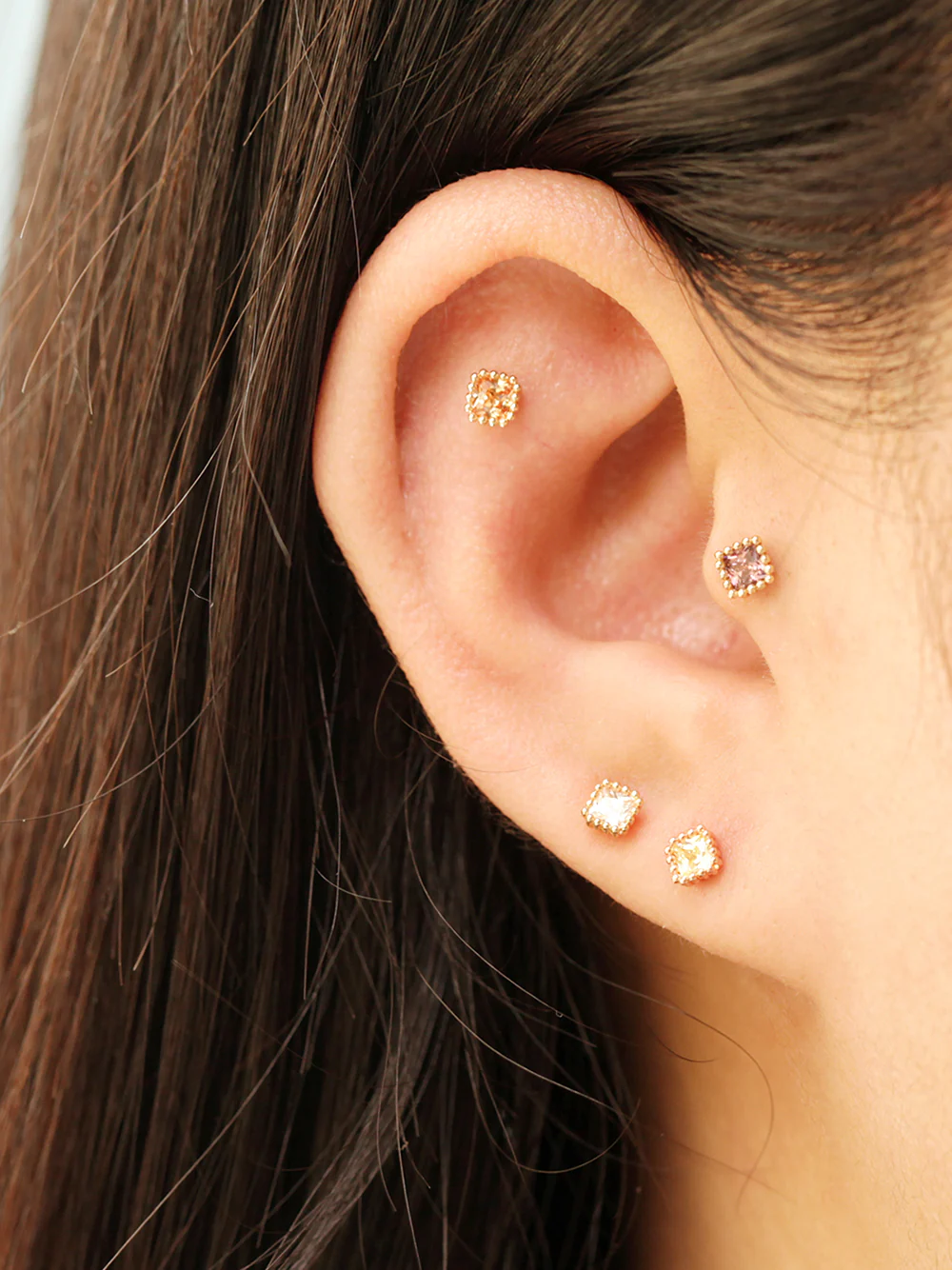 14K Gold Minimi Square Internally Threaded Labret Piercing 18G16G - Image 8