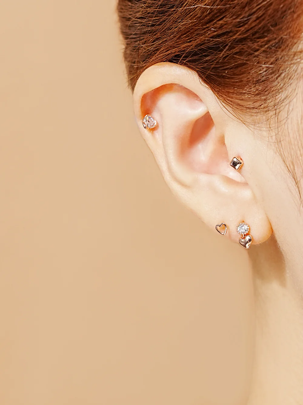 14K Gold Misty Heart Cartilage Earring 20G - Image 4