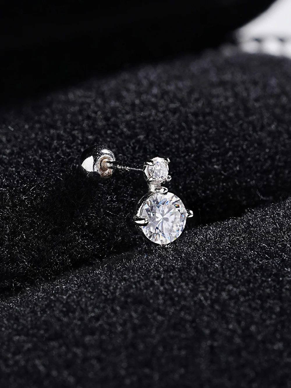 14K Gold Misty Moissanite Cartilage Earring 20G18G16G - Image 7