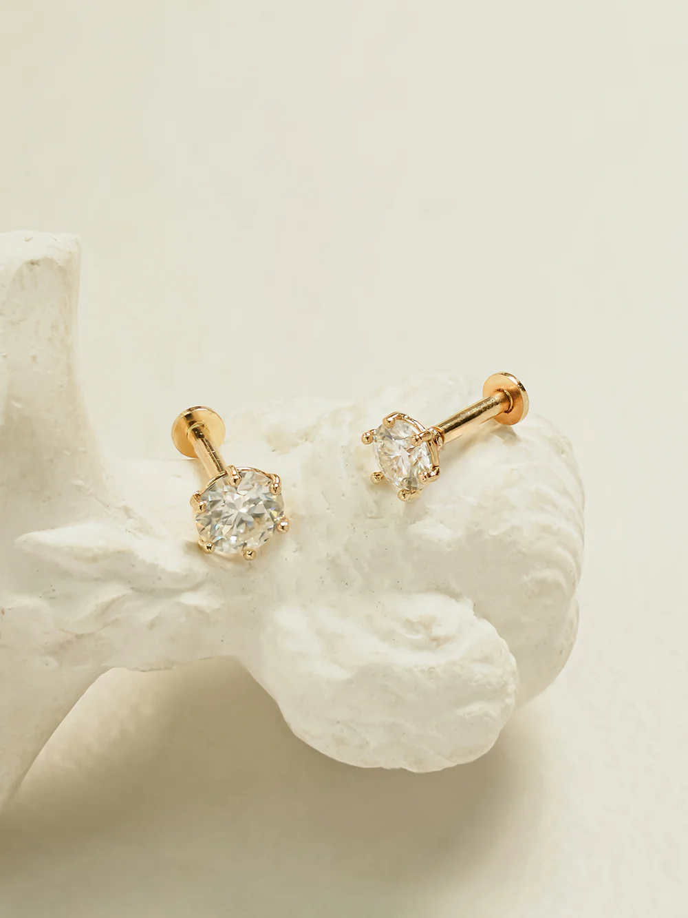 14K Gold Moissanite 6 Pronged Internally Threaded Labret Piercing 18G16G - Image 17