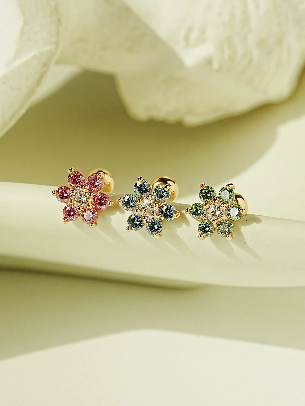 14K Gold Moissanite Colored Lovely Flower Cartilage Earring 20G18G16G
