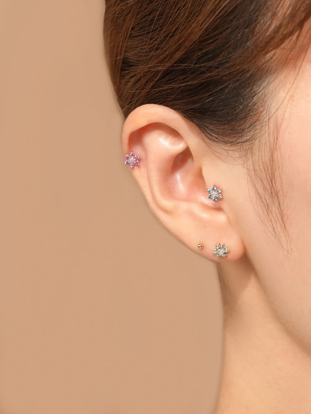 14K Gold Moissanite Colored Lovely Flower Cartilage Earring 20G18G16G - Image 2