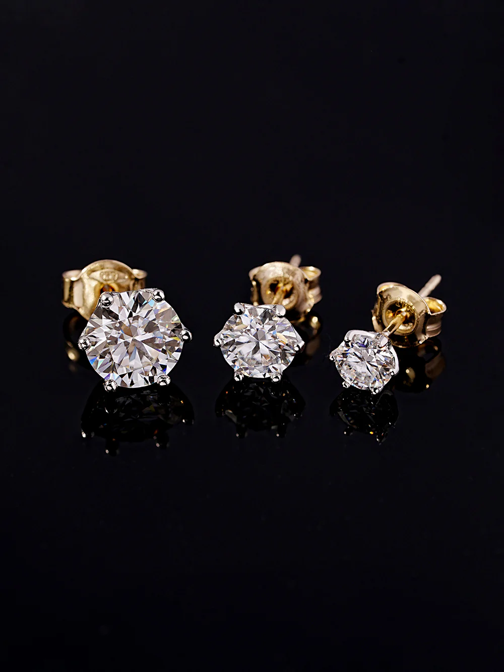 14K Gold Moissanite Crown Stud Earring