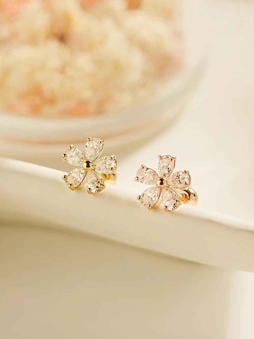 14K Gold Moissanite Dia Dreaming Flower Cartilage Earring 20G18G16G - Image 3