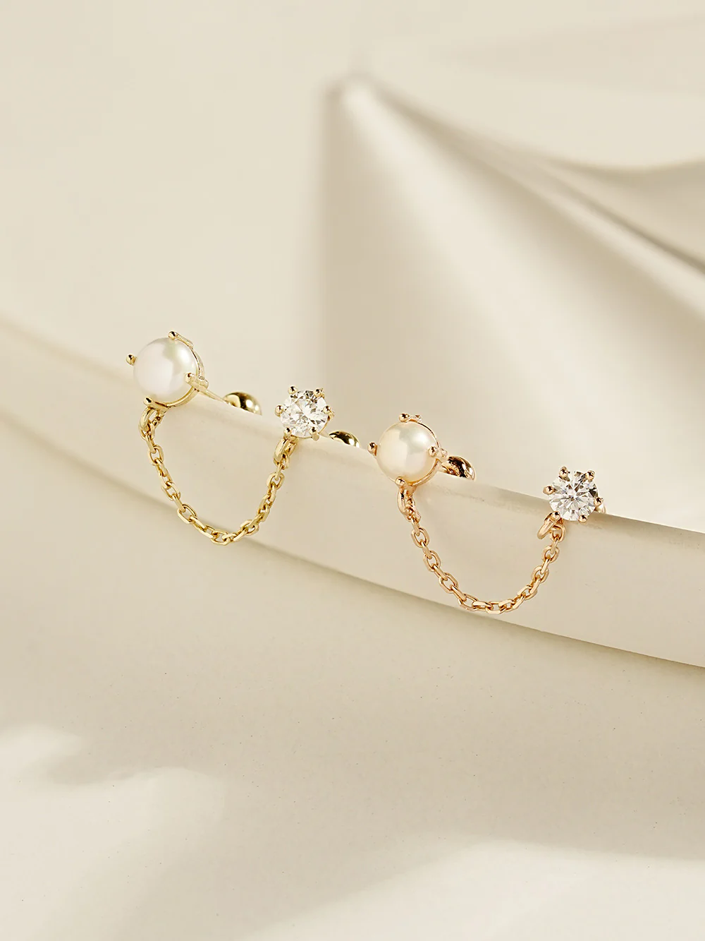 14K Gold Moissanite Dia Pearl Layered Cartilage Earring 20G18G16G - Image 3