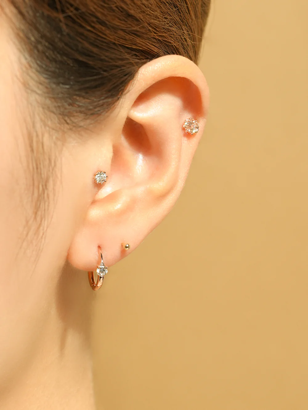 14K Gold Moissanite Dia Queen Internally Threaded Labret Piercing 20G18G16G - Image 2
