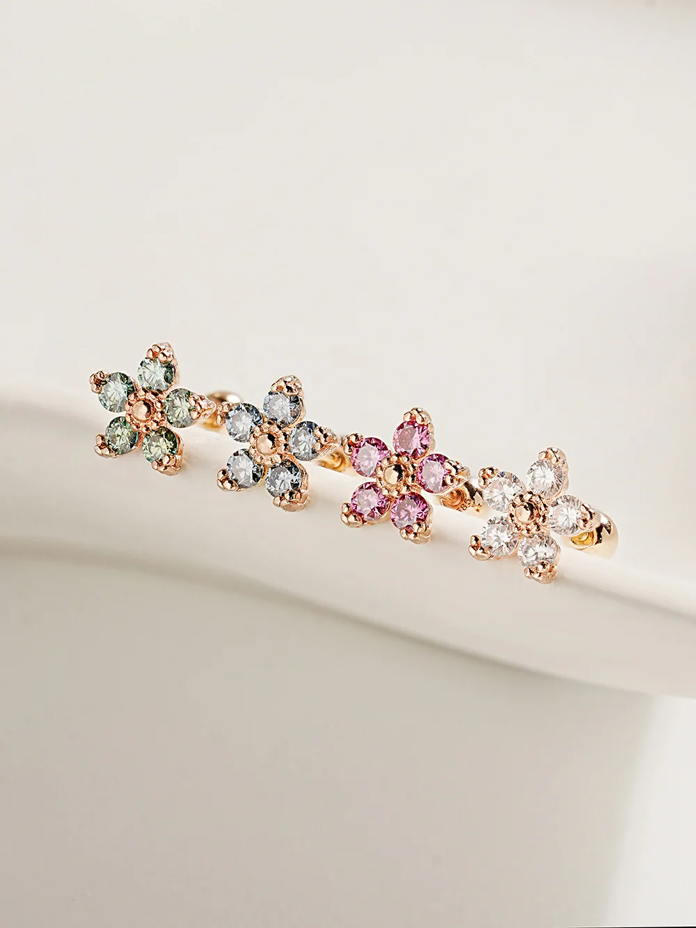 14K Gold Moissanite Dia Verbena Flower Cartilage Earring 20G18G16G - Image 7