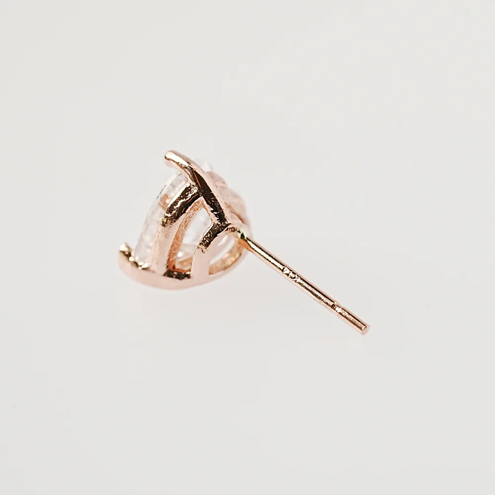 14K Gold Moissanite Glory Heart Stud Earring - Image 16