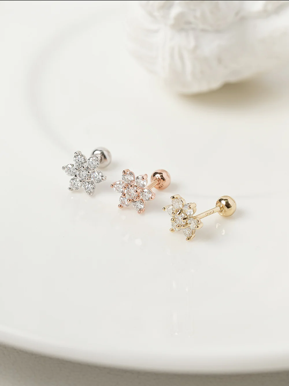 14K Gold Moissanite Lovely Flower Cartilage Earring 20G18G16G - Image 7