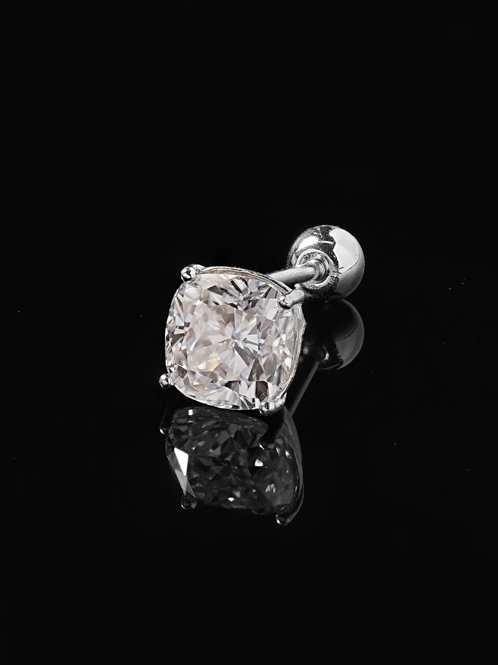14K Gold Moissanite Square Cartilage Earring 20G18G16G