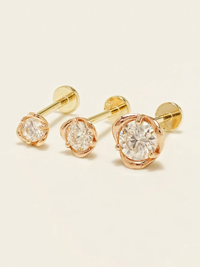 14K Gold Moissanite Triangle Pascal Internally Threaded Labret Piercing 20G18G16G