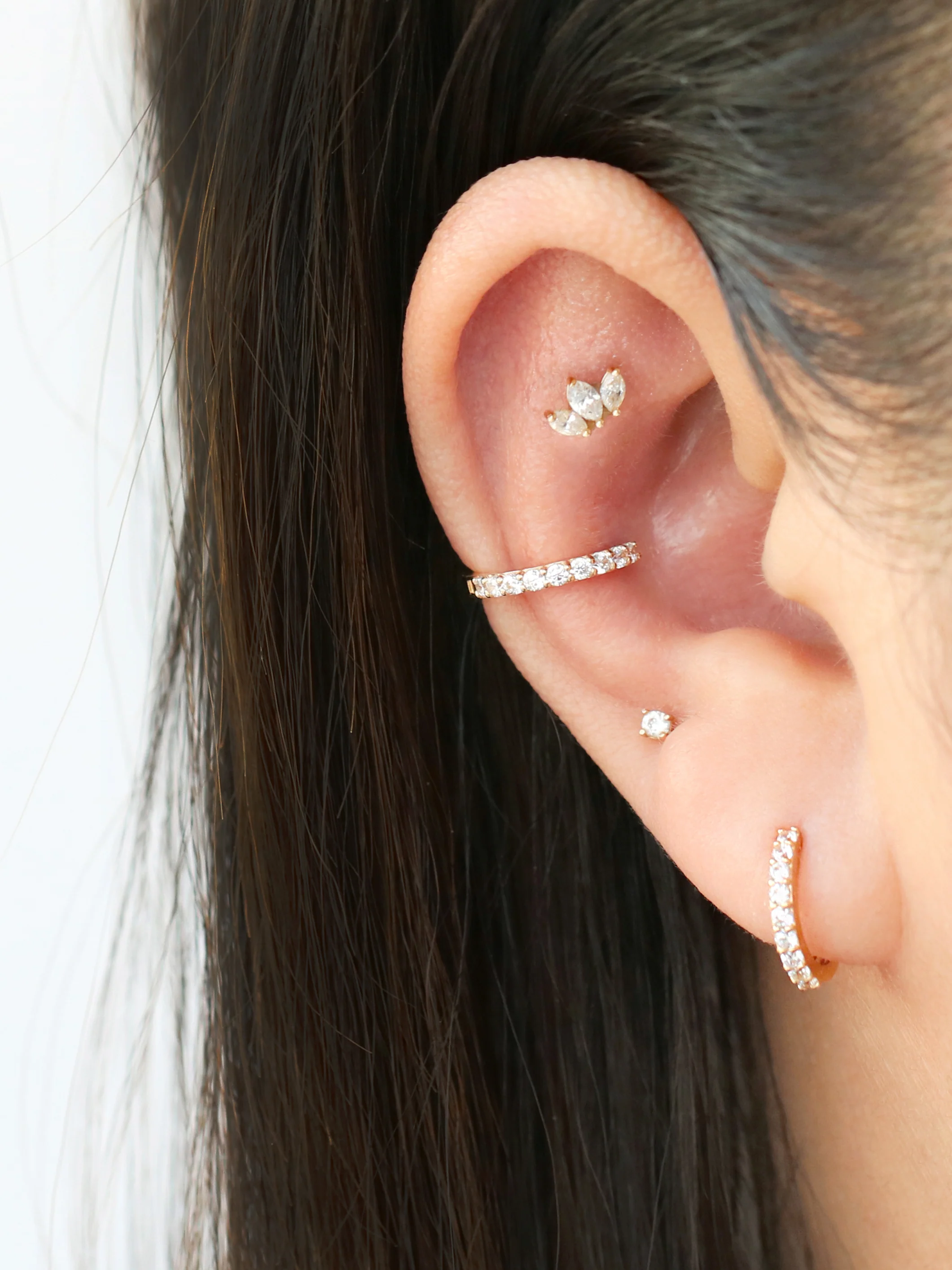 14K Gold One Line Cubic Cartilage Hoop Earring - Image 9