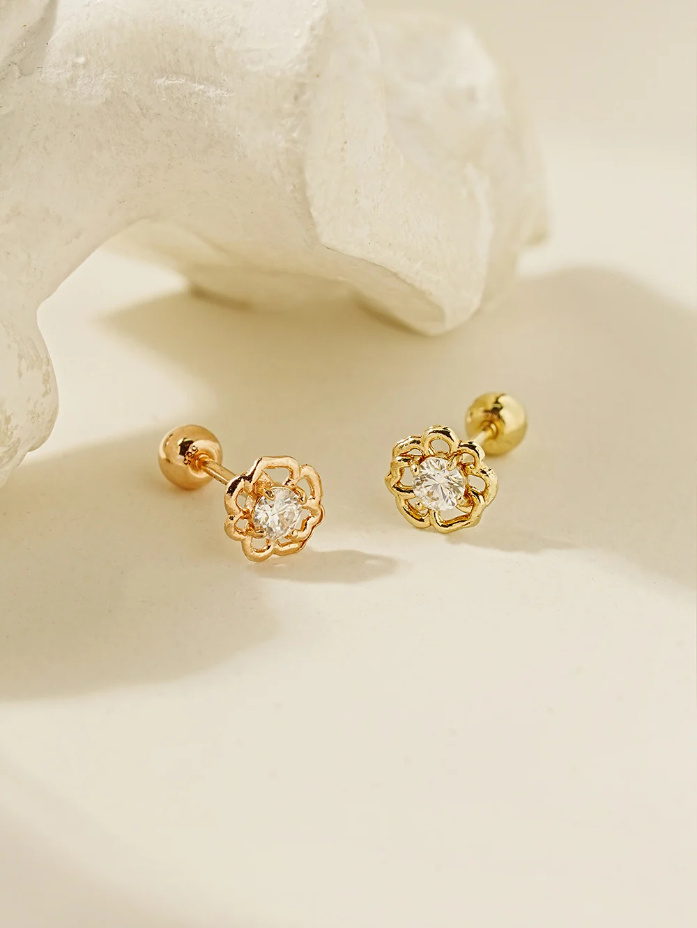 14K Gold Pansy Flower Moissanite Cartilage Earring 20G18G16G - Image 7