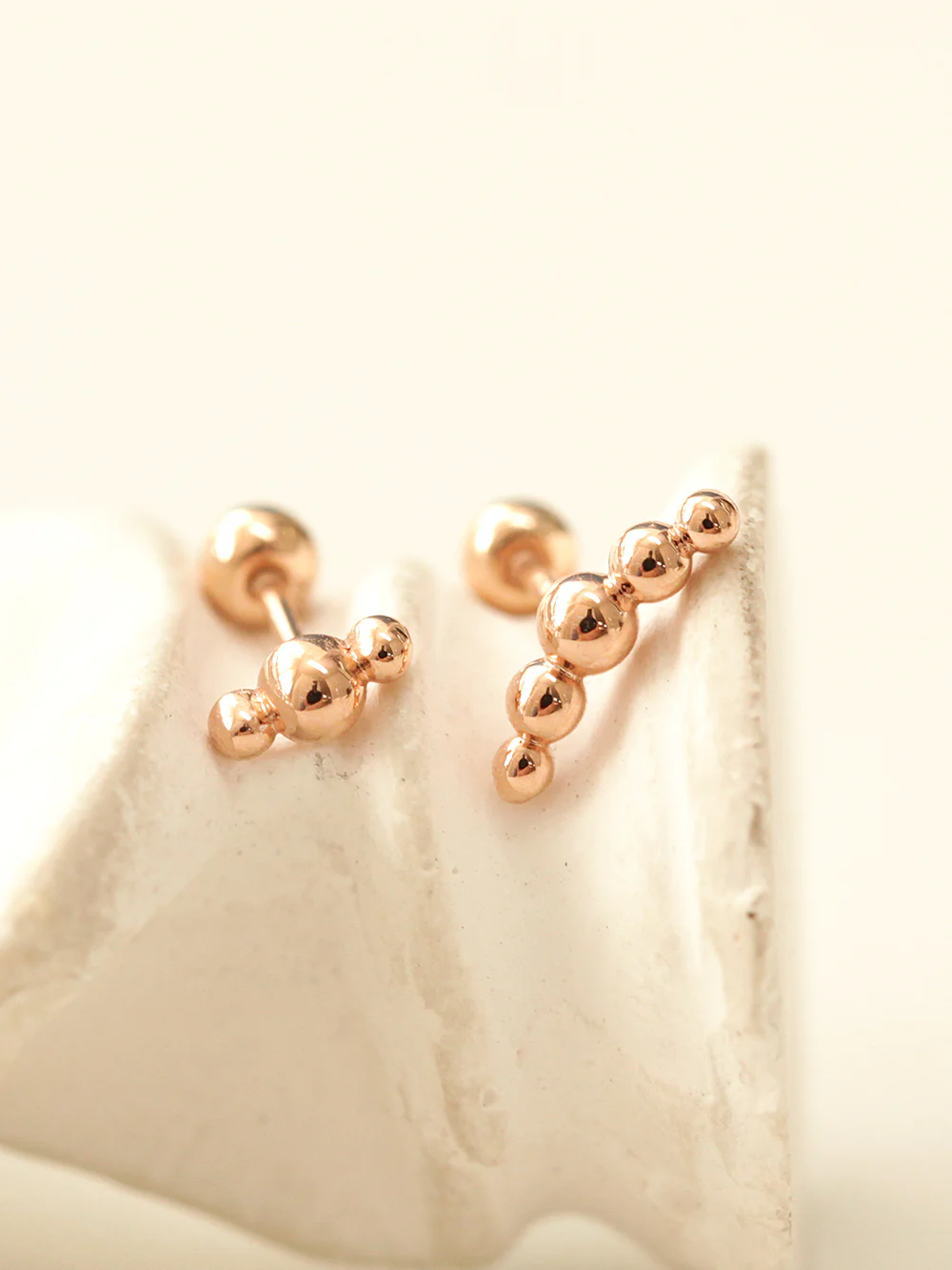 14K Gold Peanut Bubble Cartilage Earring 20G - Image 4