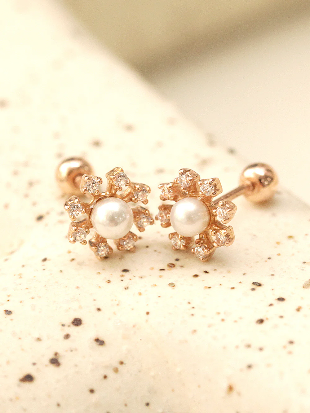 14K Gold Pearl Flower Cubic Cartilage Earring 20G18G16G - Image 7