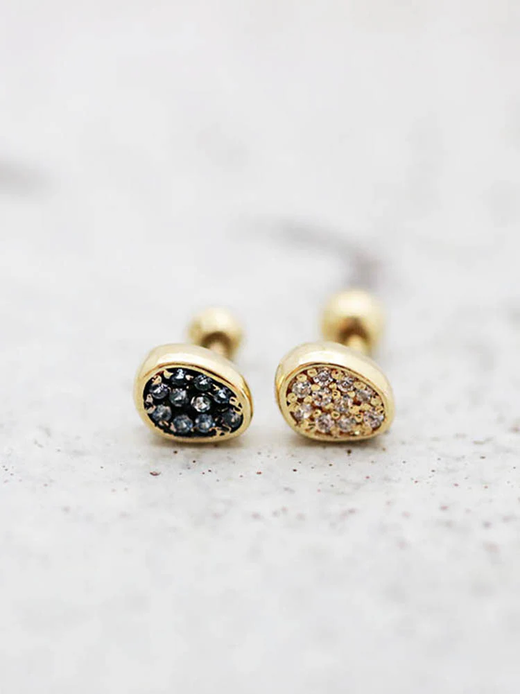 14K Gold Pebble Cartilage Earring 18G16G - Image 4
