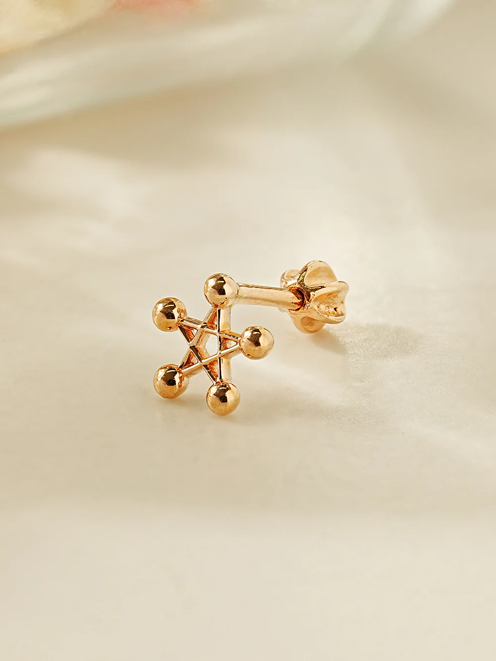 14K Gold Pentagram Star Cartilage Earring 18G16G - Image 5