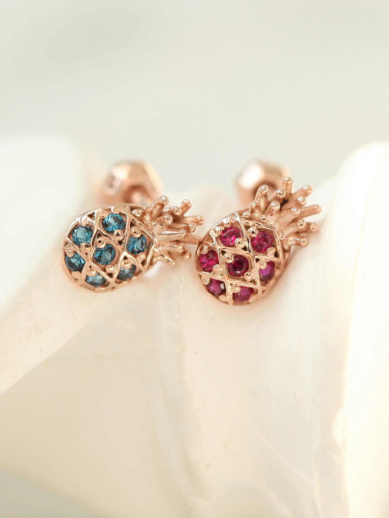 14K Gold Pineapple Cartilage Earring 18G16G - Image 4