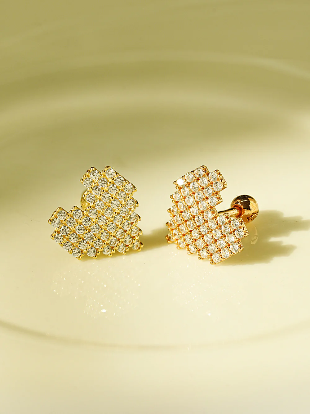 14K Gold Pixel Heart Cartilage Earring 18G16G - Image 3