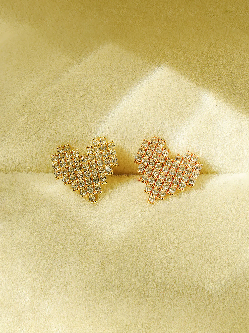 14K Gold Pixel Heart Cartilage Earring 18G16G - Image 5