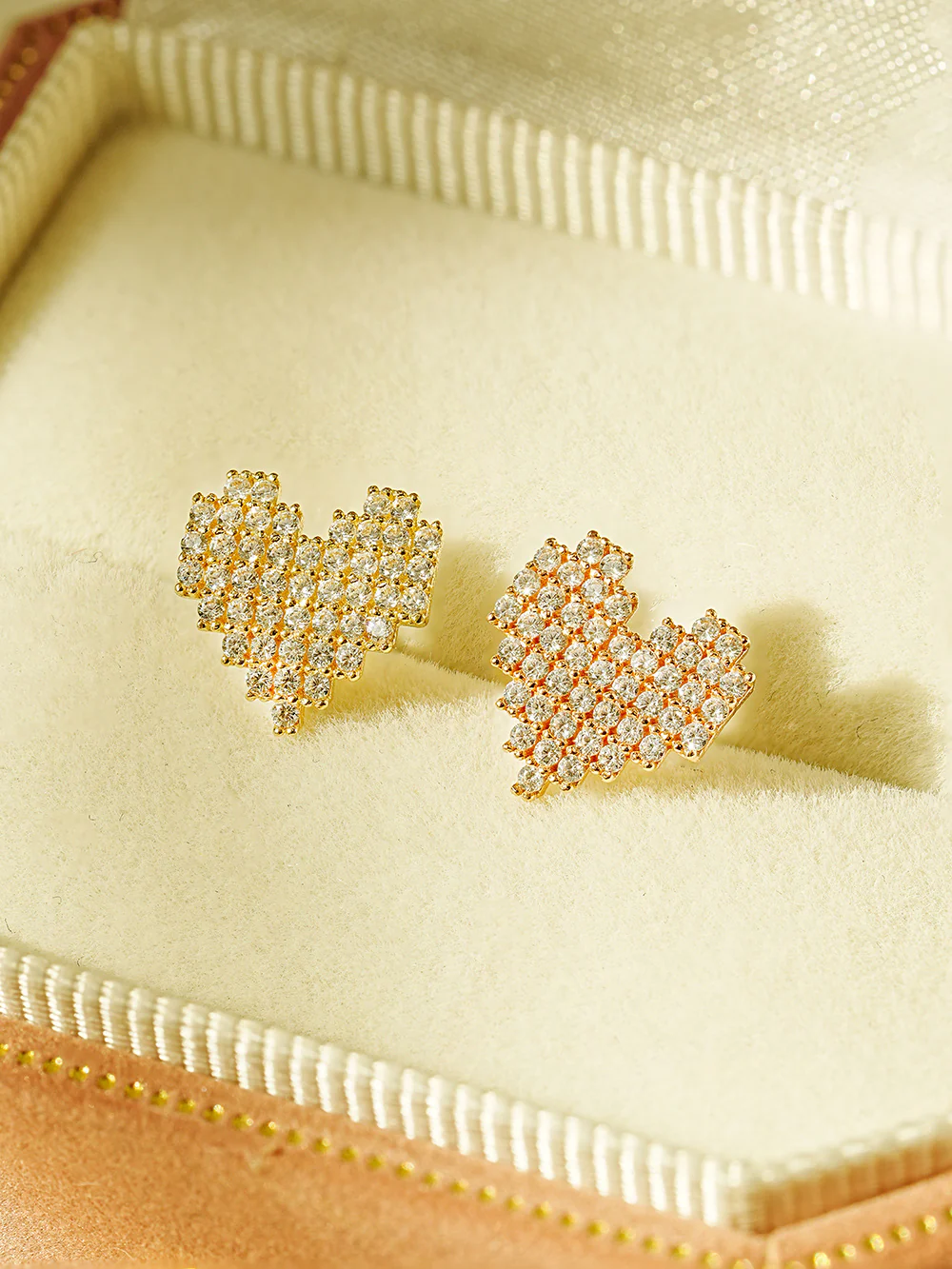 14K Gold Pixel Heart Cartilage Earring 18G16G - Image 9
