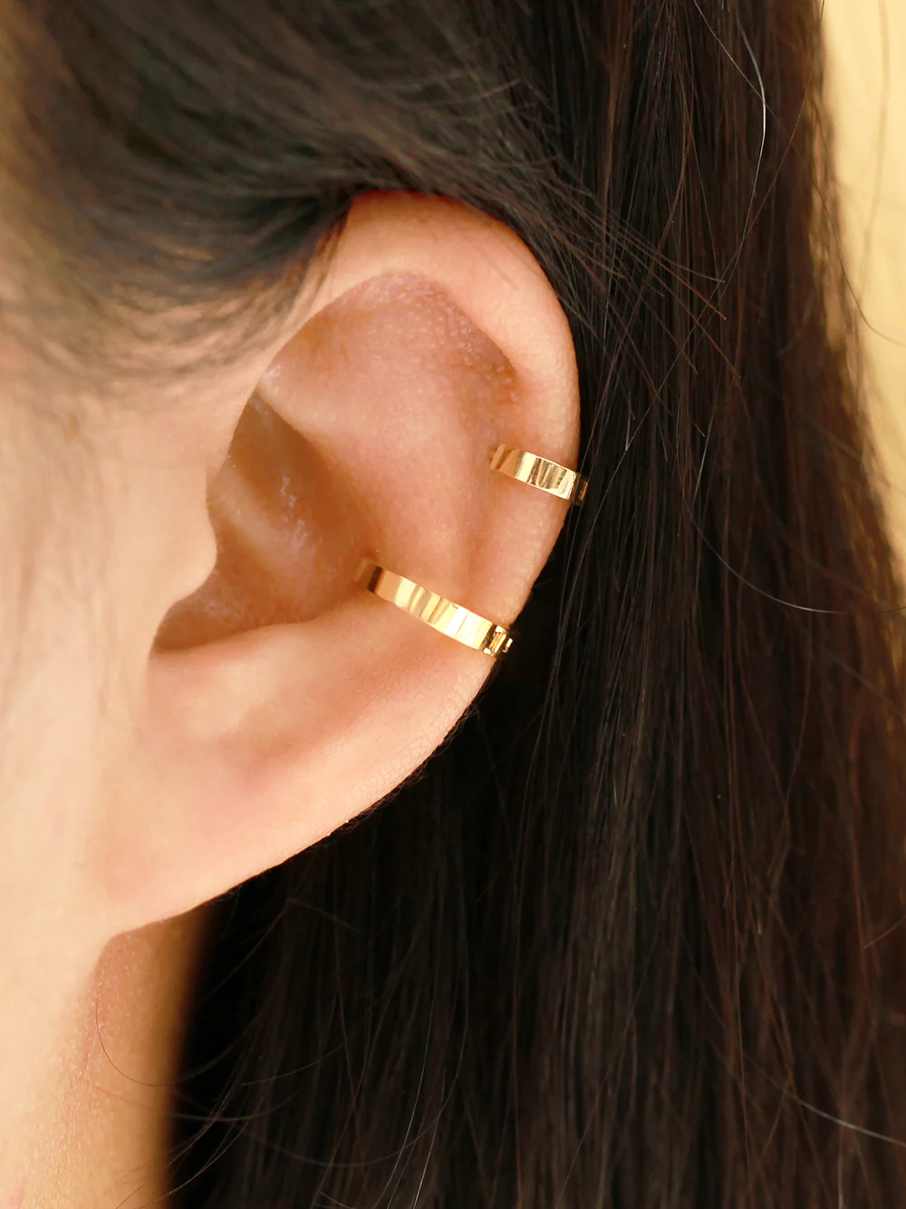 14K Gold Plain Bold Conch Hoop Earring - Image 8
