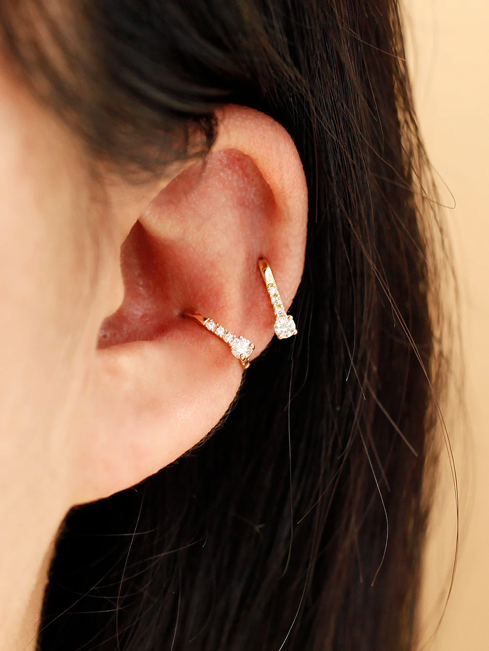 14K Gold Point Cubic Cartilage Hoop Earring - Image 4
