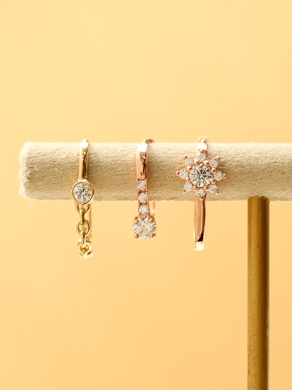 14K Gold Point Cubic Cartilage Hoop Earring - Image 9