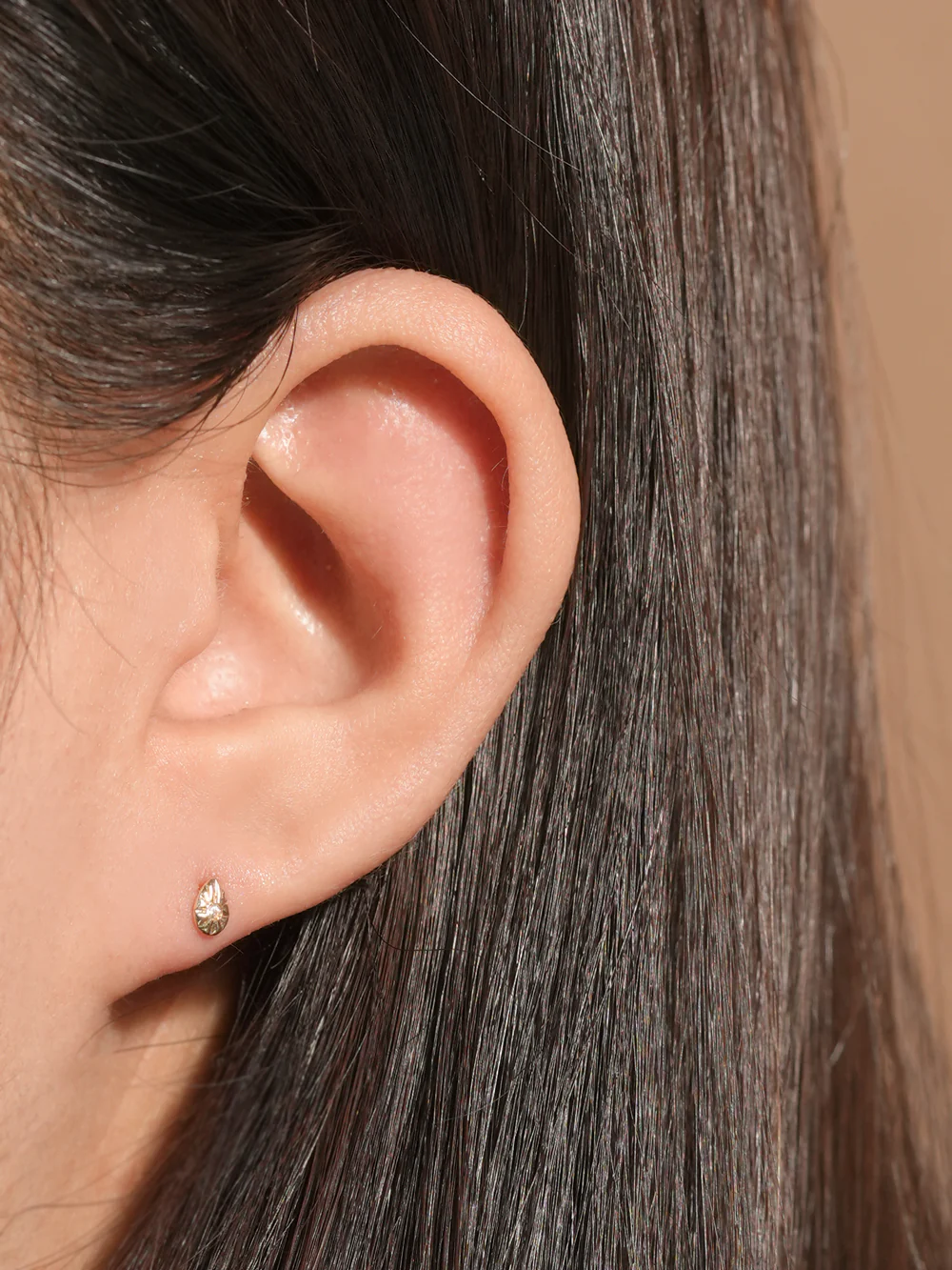 14K Gold Point Egg Cartilage Earring 20G18G16G - Image 6